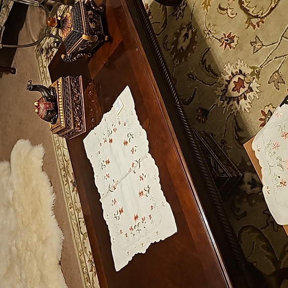 Set For Table - Picture 4 of 7